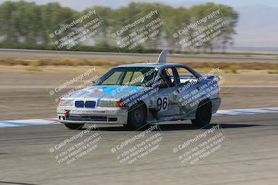 media/Oct-01-2022-24 Hours of Lemons (Sat) [[0fb1f7cfb1]]/10am (Front Straight)/